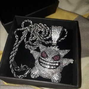 Pendant necklace